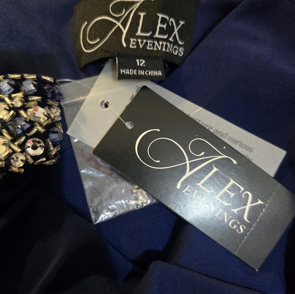 Alex Evenings Dress Side Ruched Cascade,Keyhole Embellished NWT size 12 Blue - Picture 6 of 6